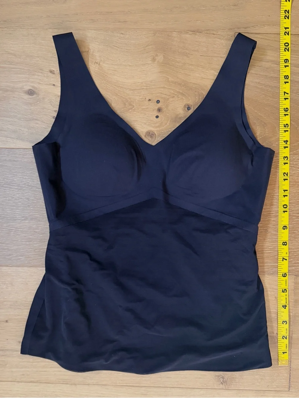 NWOT Honeylove LiftWear Smoothing Tank Built-In Bra Shapewear Black Snatched M